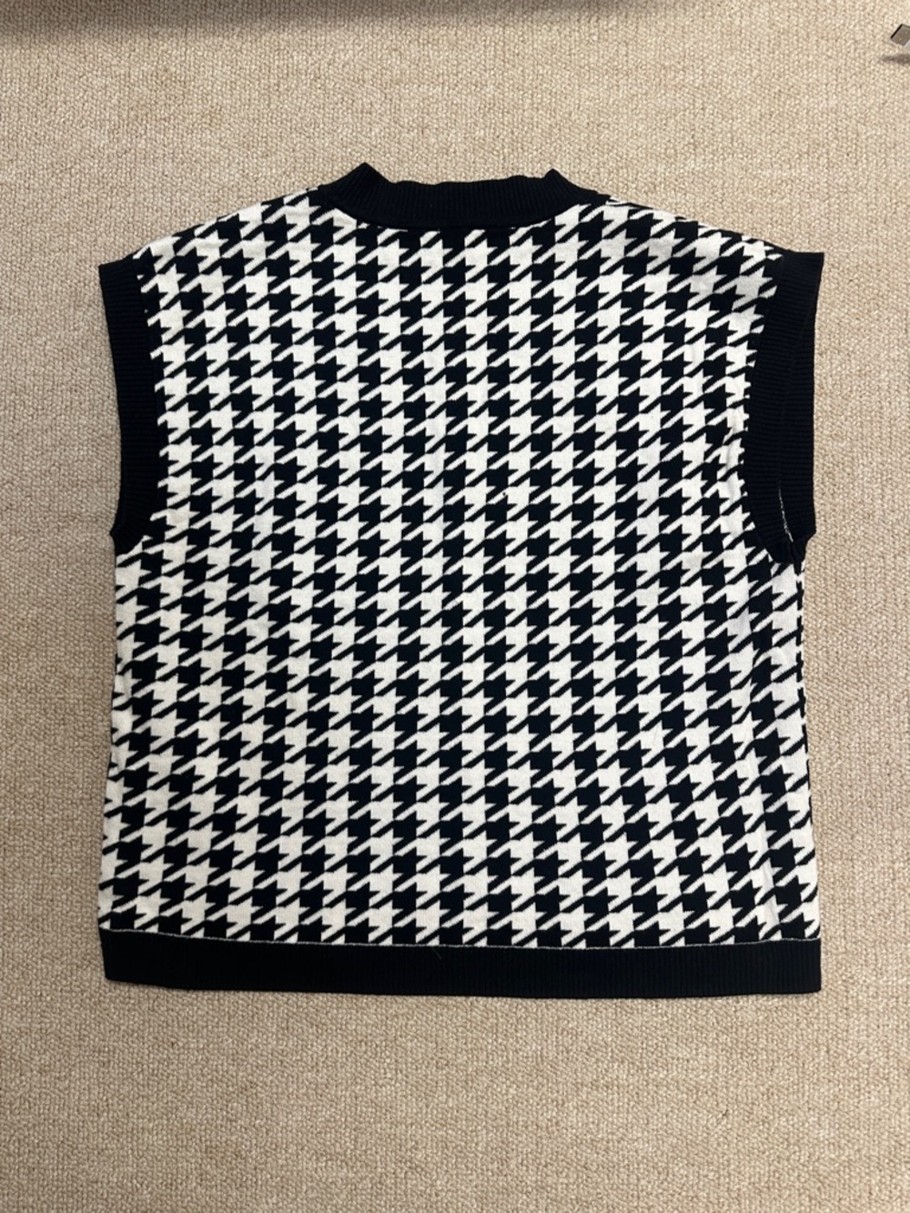 Talbots Black and White Houndstooth V-Neck Sweater Vest - Picture 2 of 2